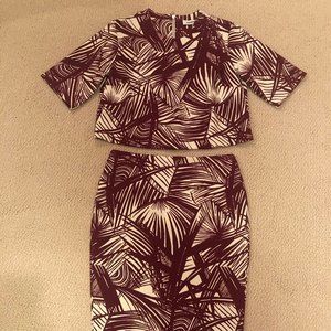 Elizabeth and James Ainsling palm-print top